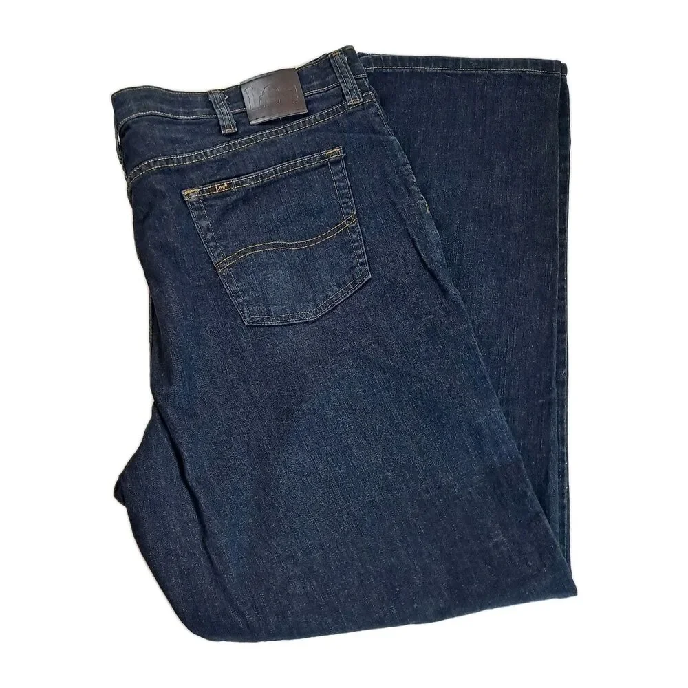 Lee Men's Relaxed Fit Jeans Size 46 x 34 Comfort Waistband Dark Wash